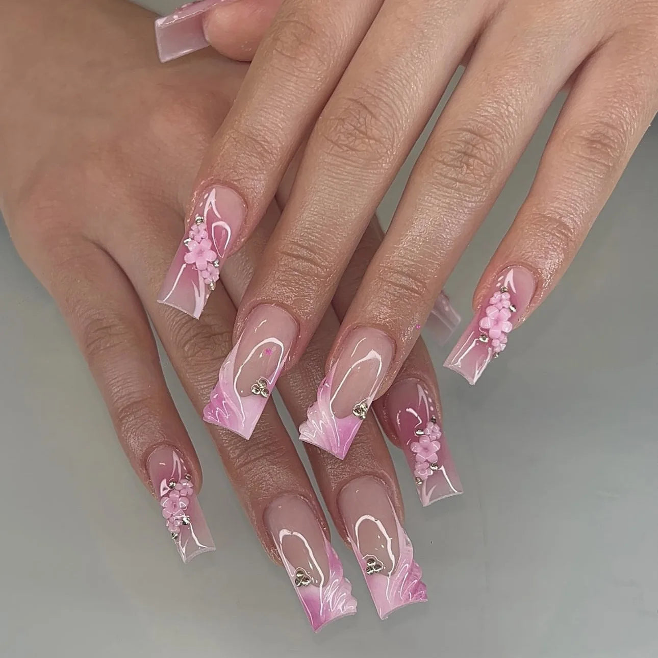 24Pcs Medium Square Pink Flowers Press on Nails